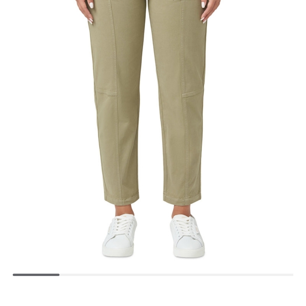 HUE Women's Cropped Pants in Olive - Picture 3 of 4